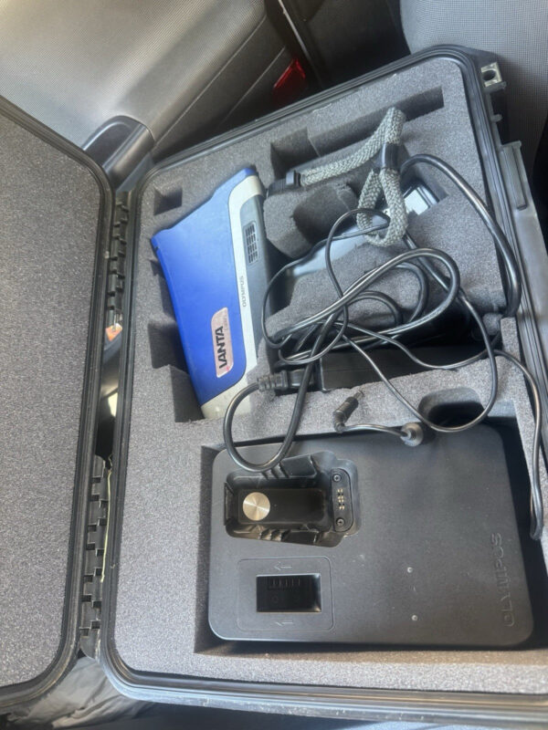 Olympus Vanta VCR Handheld XRF Analyzer - Image 3