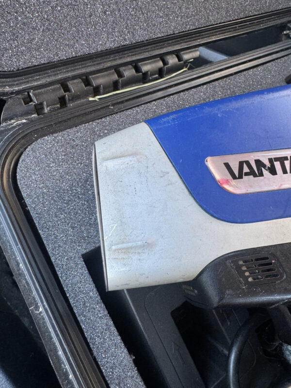 Olympus Vanta VCR Handheld XRF Analyzer - Image 2
