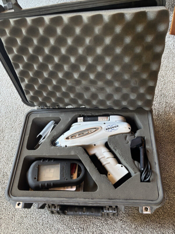 XRF Bruker S1 Tube Sd Portable Handheld Alloy Analyzer ￼