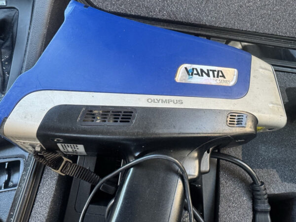 Olympus Vanta VCR Handheld XRF Analyzer