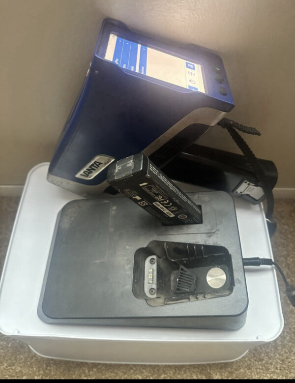 Olympus Vanta VCR Handheld XRF Analyzer - Oxford Bruker Thermo SciAps Hitachi