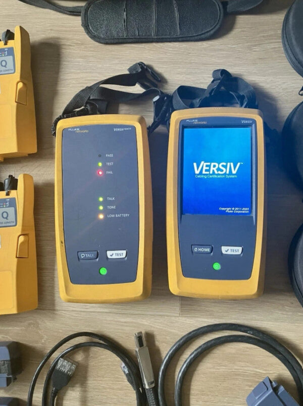 FLUKE DSX2-5000 CABLE ANALYZER KIT (CALIBRATED 2024) - Image 2