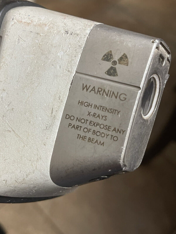 HITACHI Oxford X-MET8000 Expert XRF Analyzer Alloy Olympus Niton Sciaps - Image 4