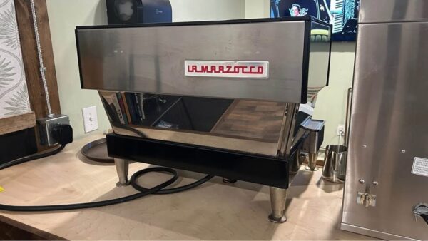 La Marzocco Linea Classic 2-Group Commercial Espresso Machine - Image 3
